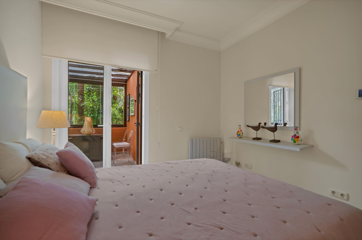 3 Bed Apartment for sale in Marbella Costa Del Sol, Málaga, Spain