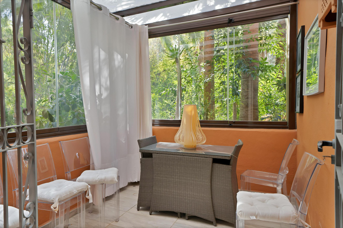3 Bed Apartment for sale in Marbella Costa Del Sol, Málaga, Spain