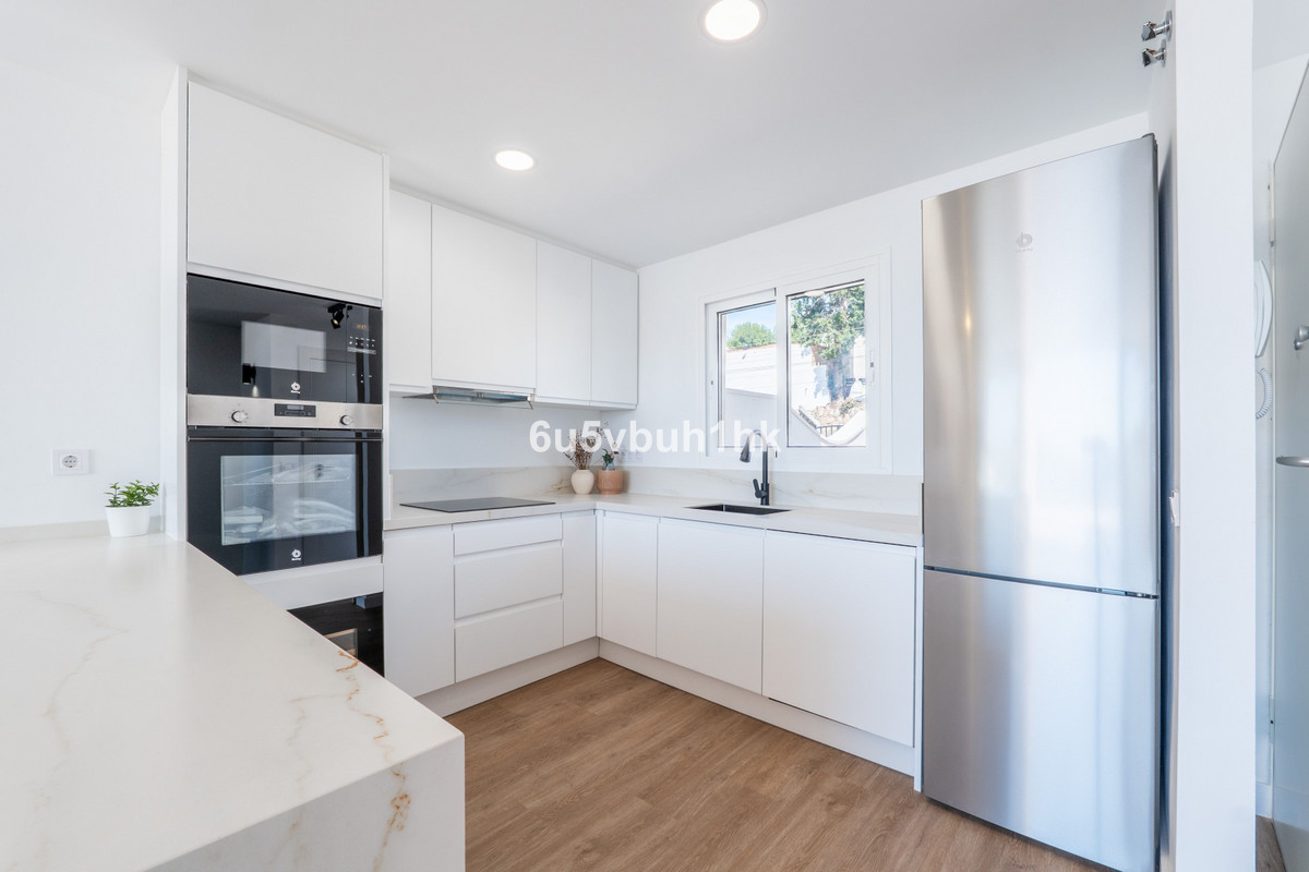 3 Bed Townhouse for sale in Torreblanca Costa Del Sol, Málaga, Spain