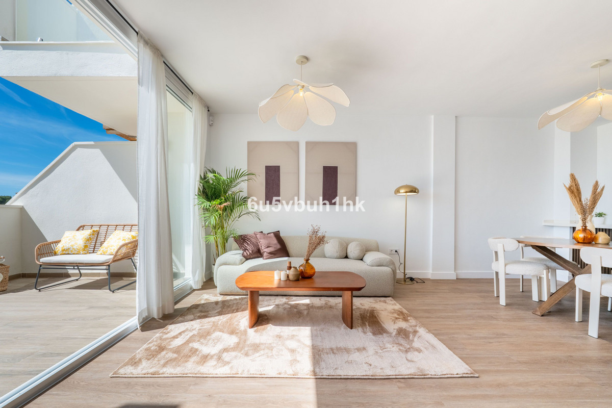 3 Bed Townhouse for sale in Torreblanca Costa Del Sol, Málaga, Spain