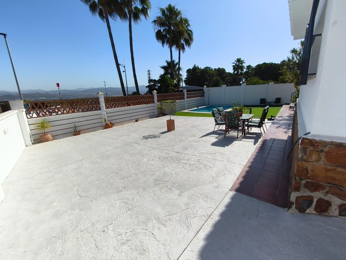 Se vende Villa - Chalet de 3 dormitorios en Costa Del Sol, Málaga, España
