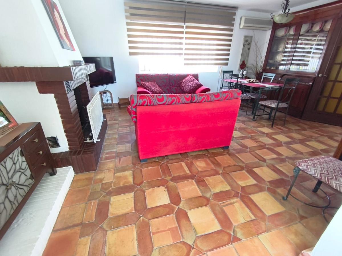 Se vende Villa - Chalet de 3 dormitorios en Costa Del Sol, Málaga, España