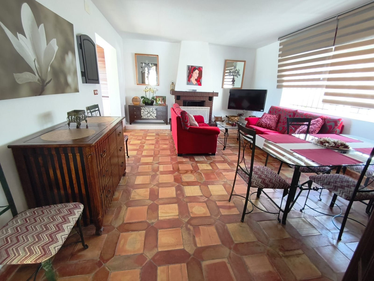 Se vende Villa - Chalet de 3 dormitorios en Costa Del Sol, Málaga, España