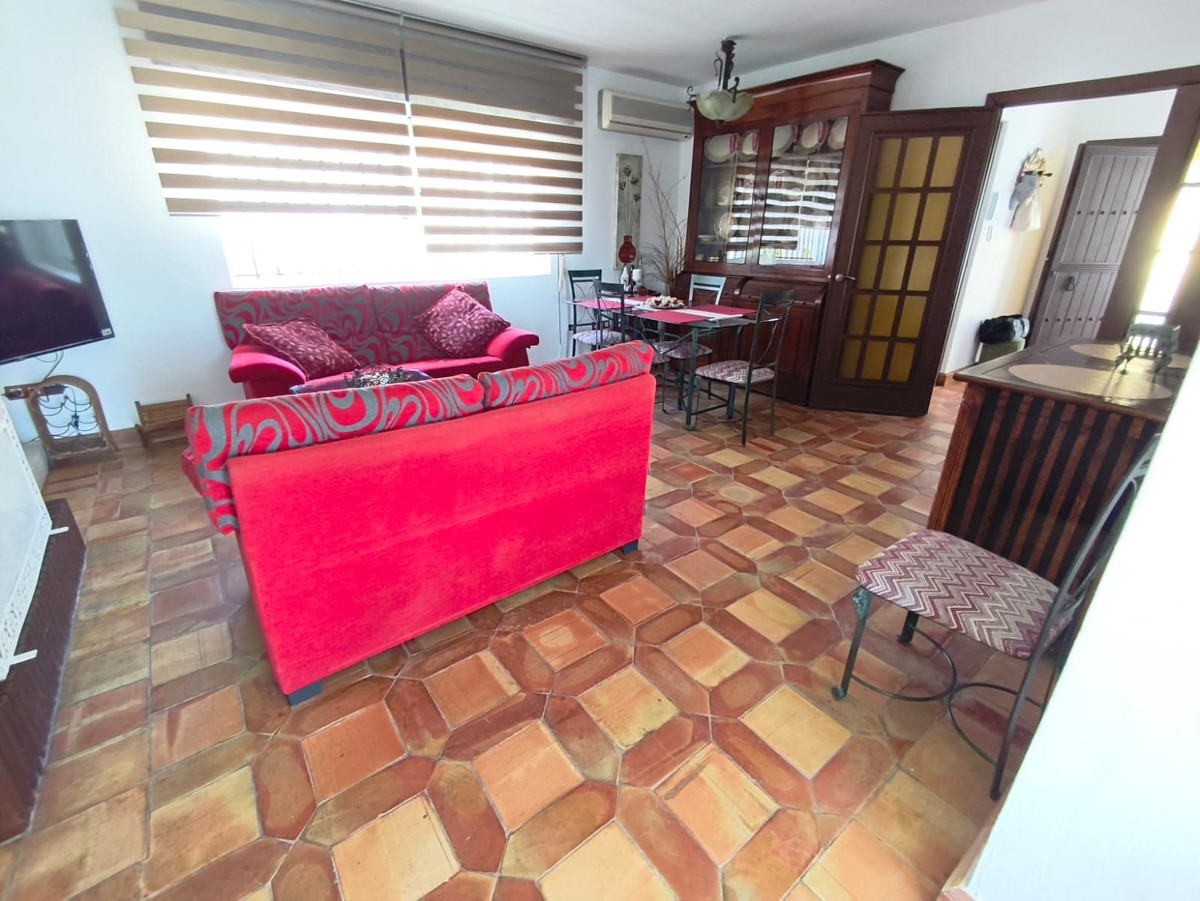 Se vende Villa - Chalet de 3 dormitorios en Costa Del Sol, Málaga, España
