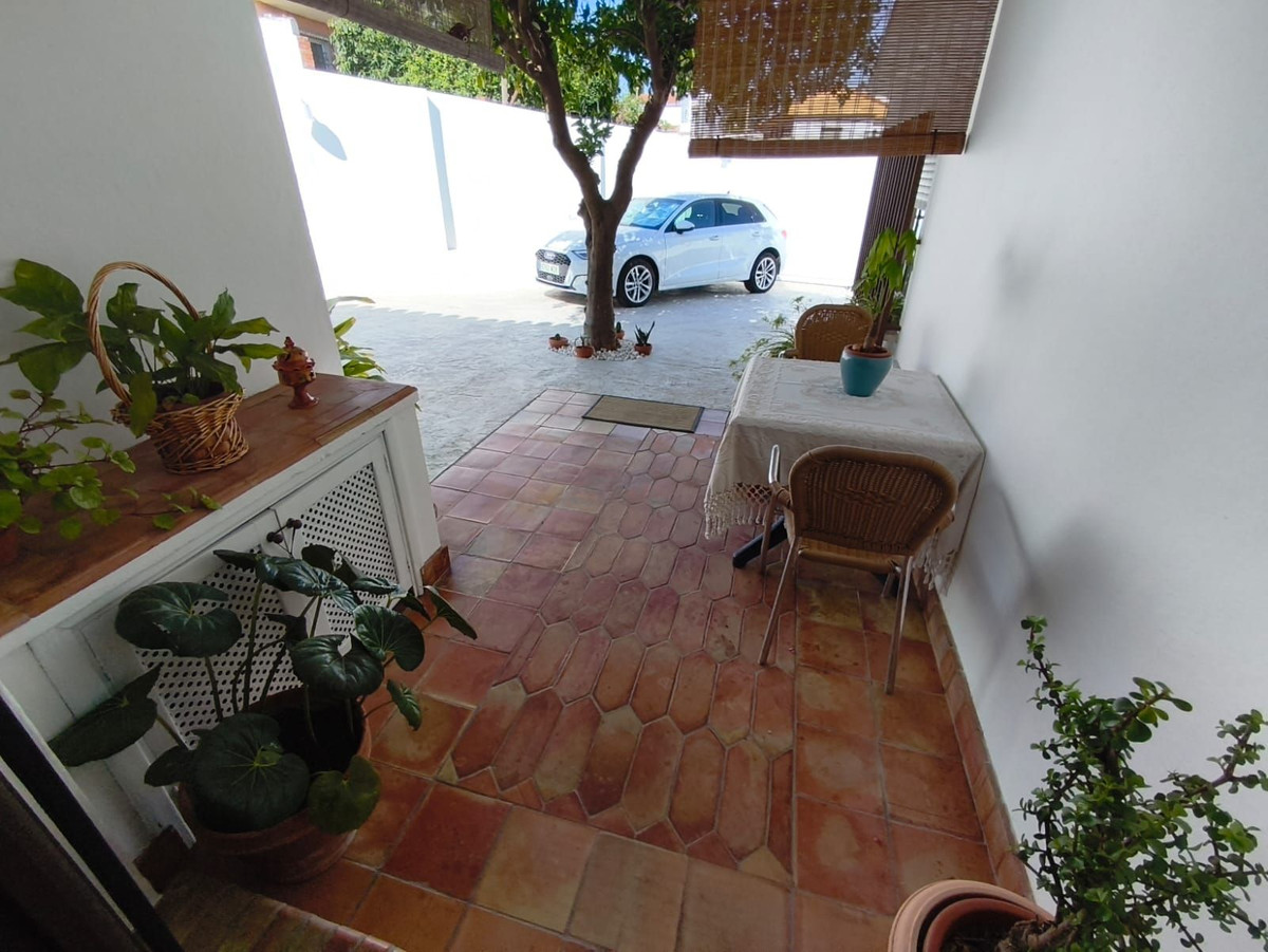 Se vende Villa - Chalet de 3 dormitorios en Costa Del Sol, Málaga, España