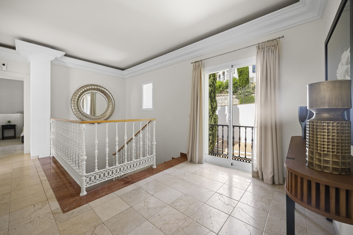 Se vende Villa - Chalet de 8 dormitorios en Costa Del Sol, Málaga, España
