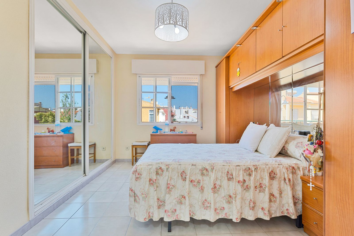 Se vende Pareada de 4 dormitorios en Costa Del Sol, Málaga, España