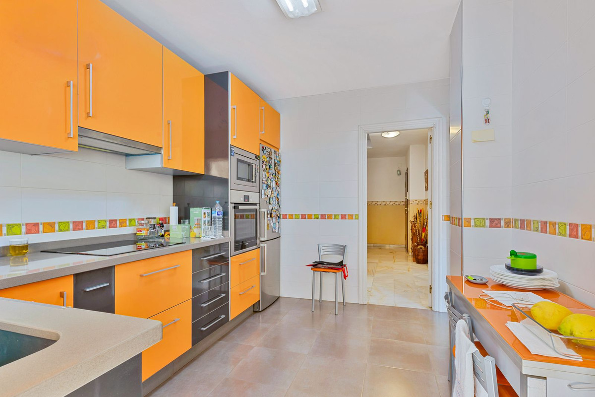 Se vende Pareada de 4 dormitorios en Costa Del Sol, Málaga, España