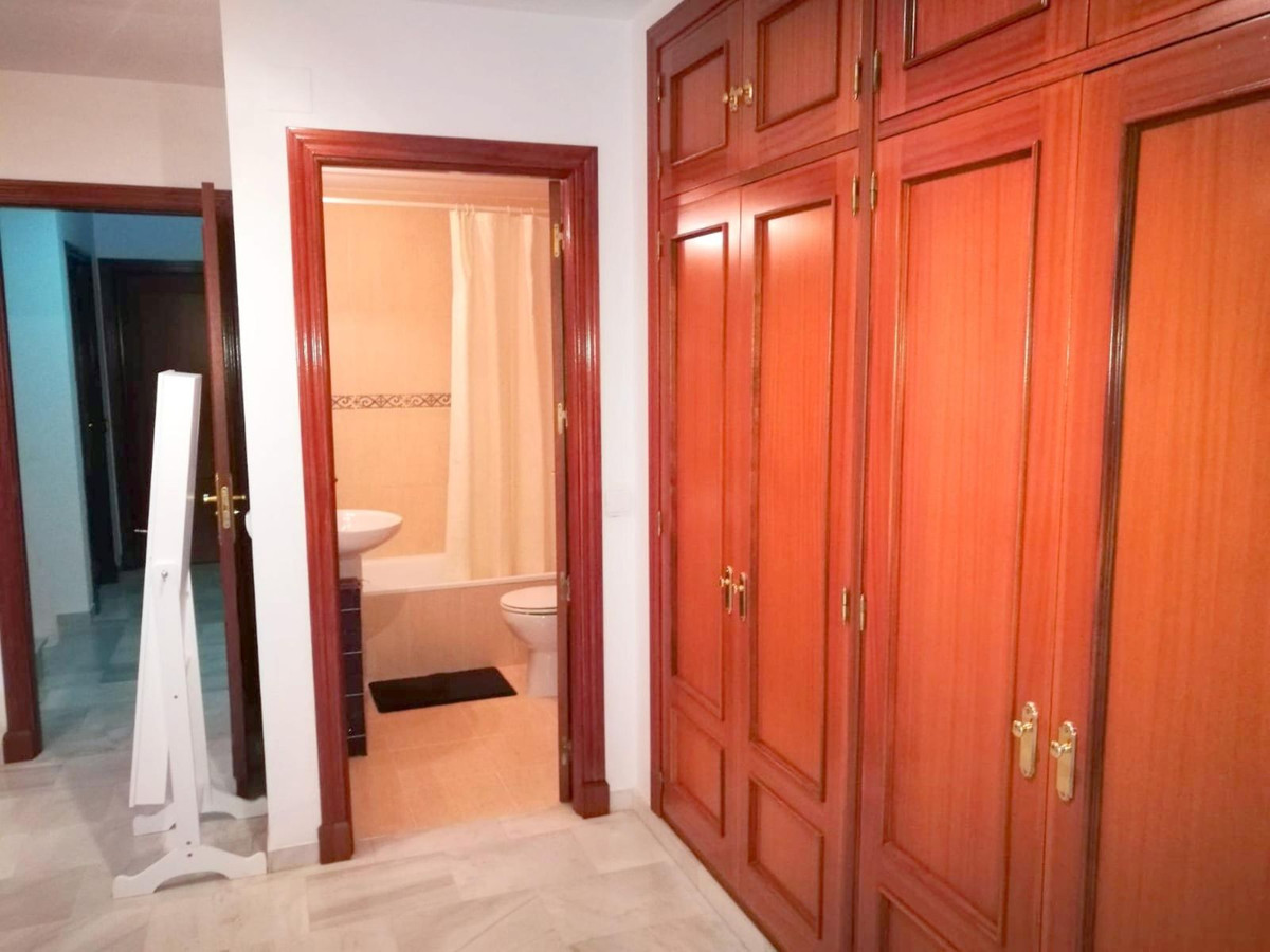 4 Bed Apartment for sale in Estacion De Cartama Costa Del Sol, Málaga, Spain