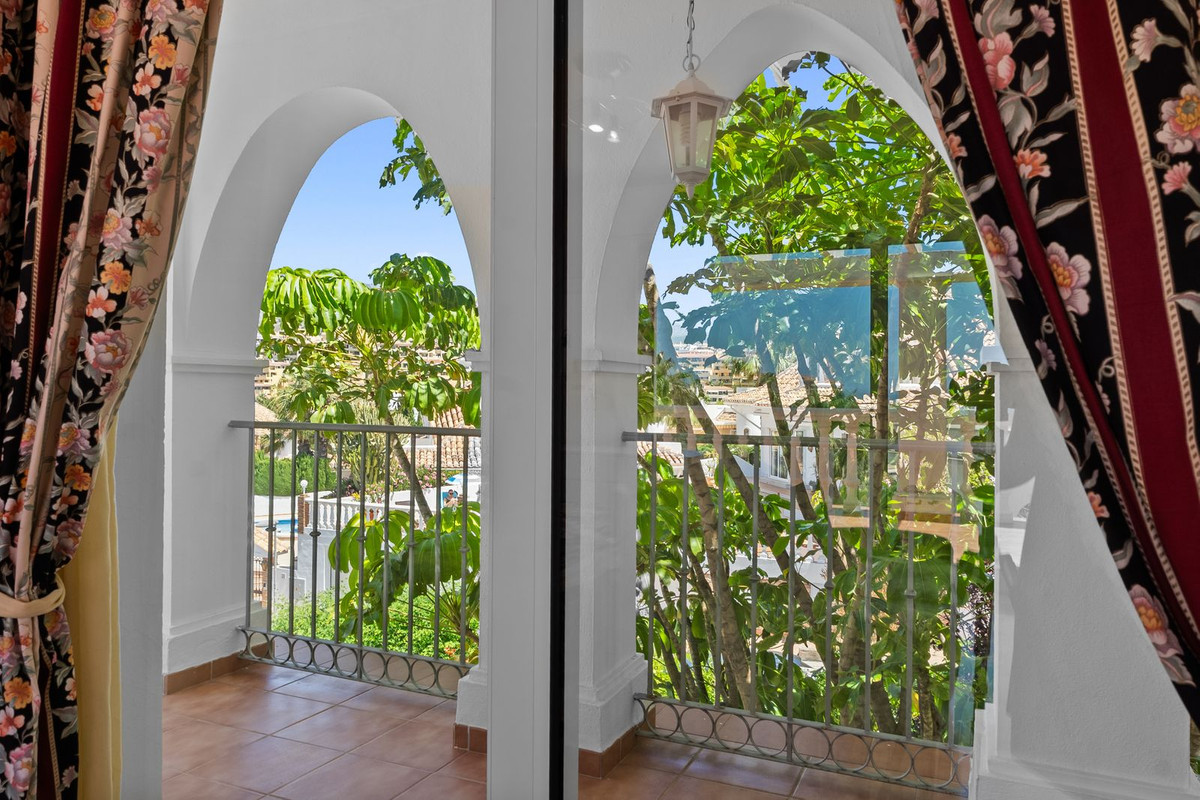 5 Bed Townhouse for sale in Torrequebrada Costa Del Sol, Málaga, Spain