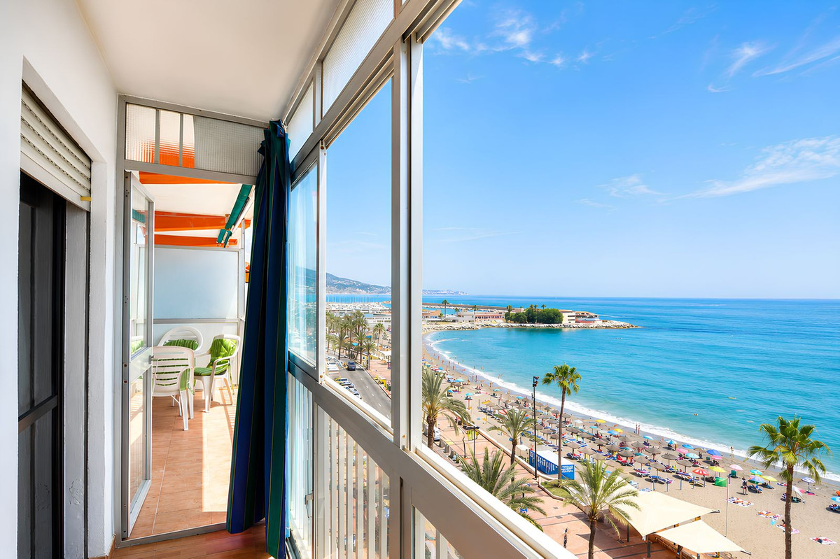 2 Bed Apartment for sale in Fuengirola Costa Del Sol, Málaga, Spain