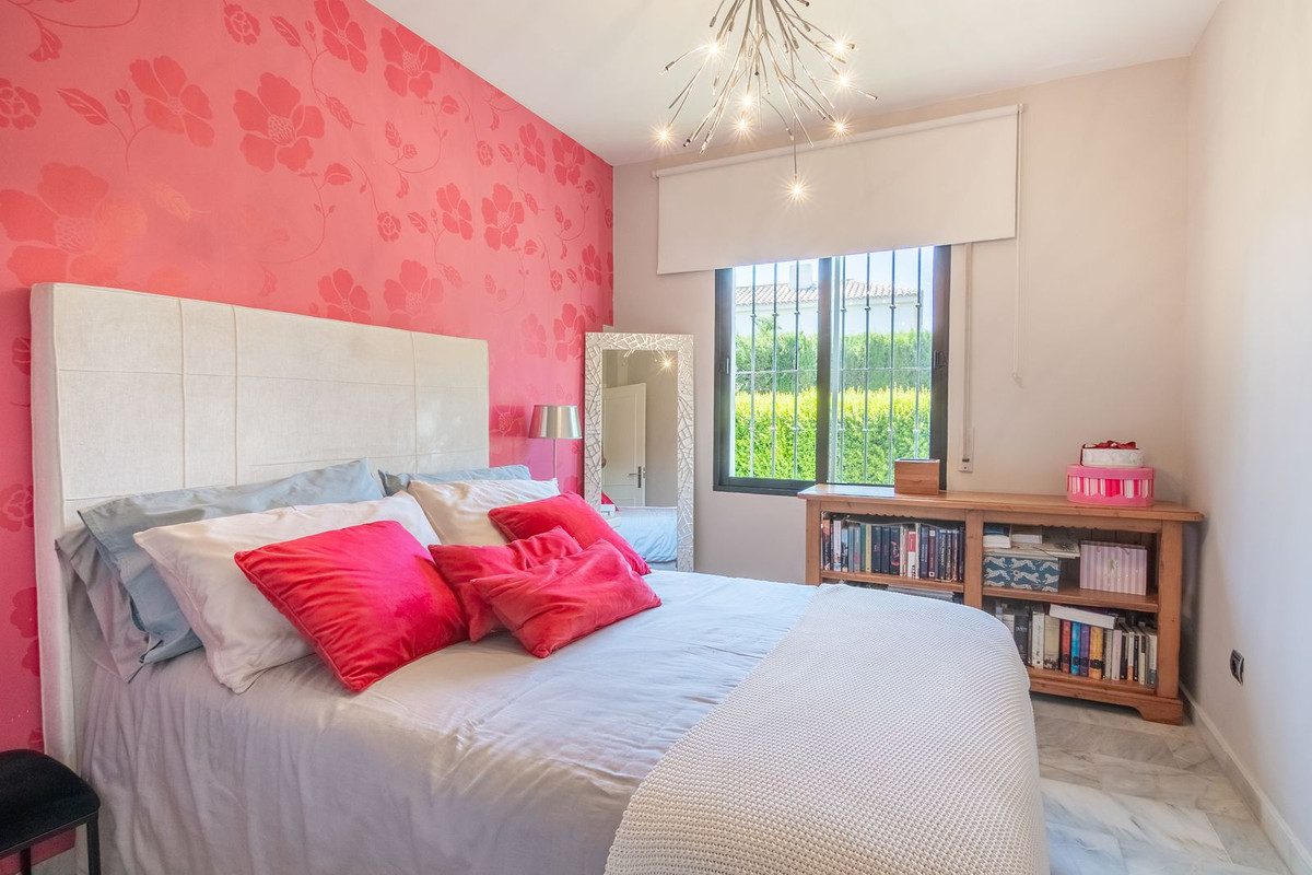 3 Bed Townhouse for sale in Estepona Costa Del Sol, Málaga, Spain