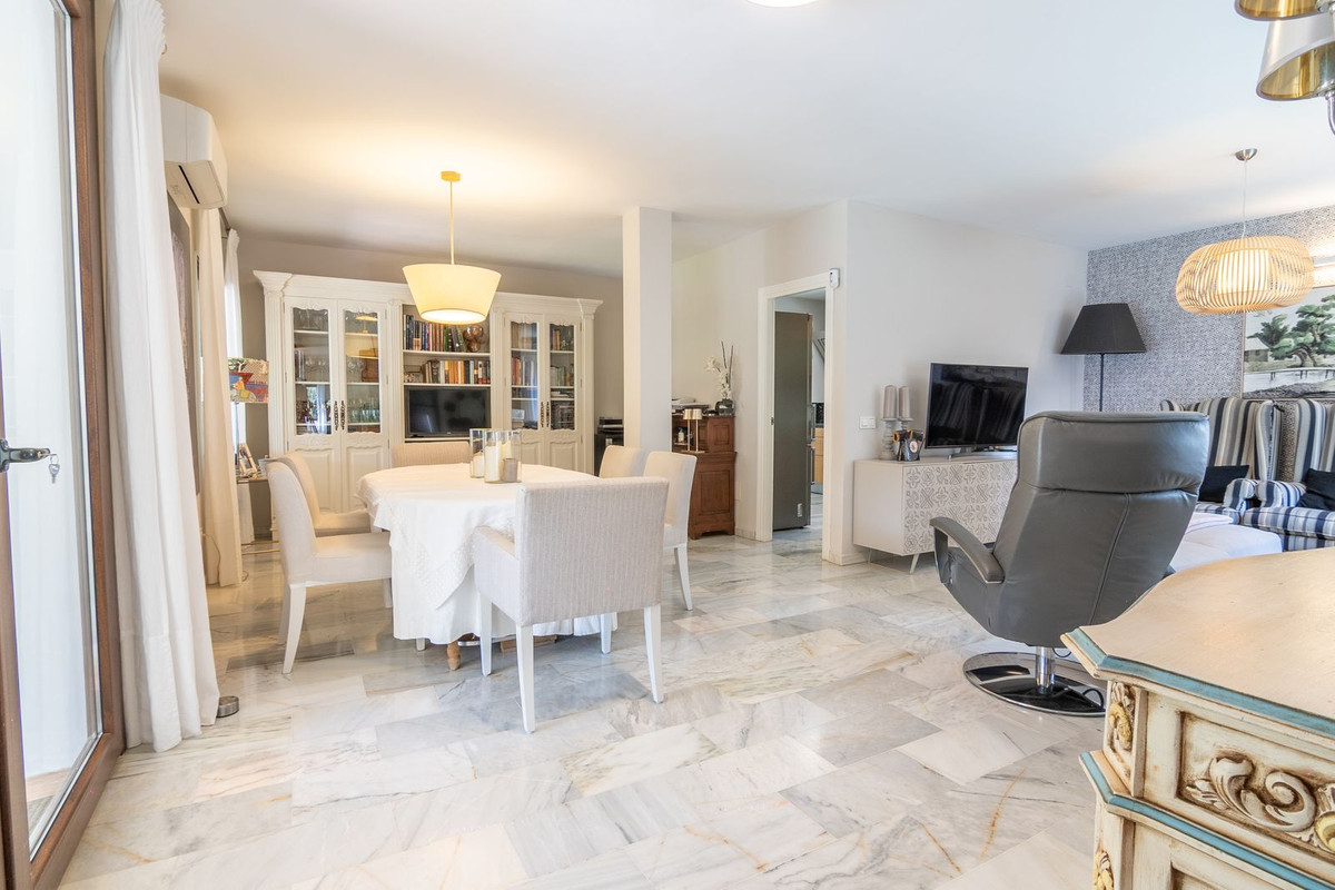 3 Bed Townhouse for sale in Estepona Costa Del Sol, Málaga, Spain