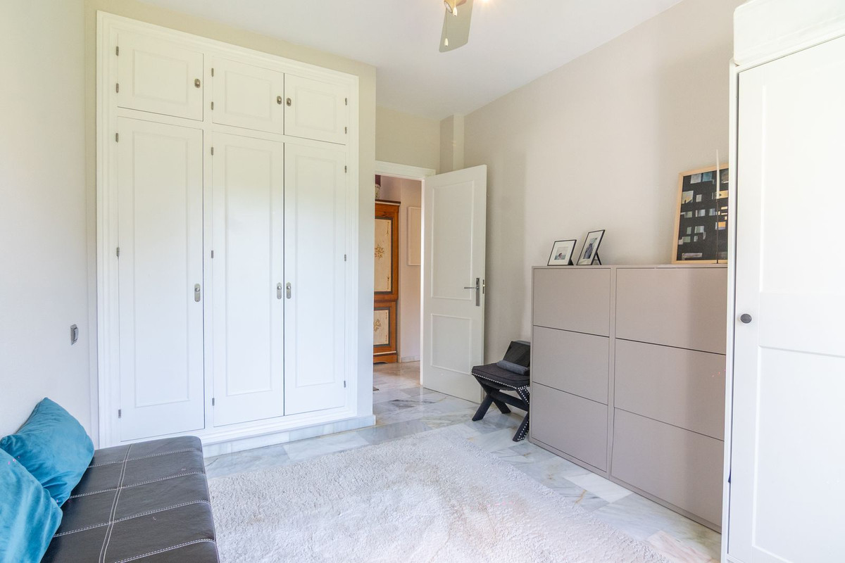 3 Bed Townhouse for sale in Estepona Costa Del Sol, Málaga, Spain