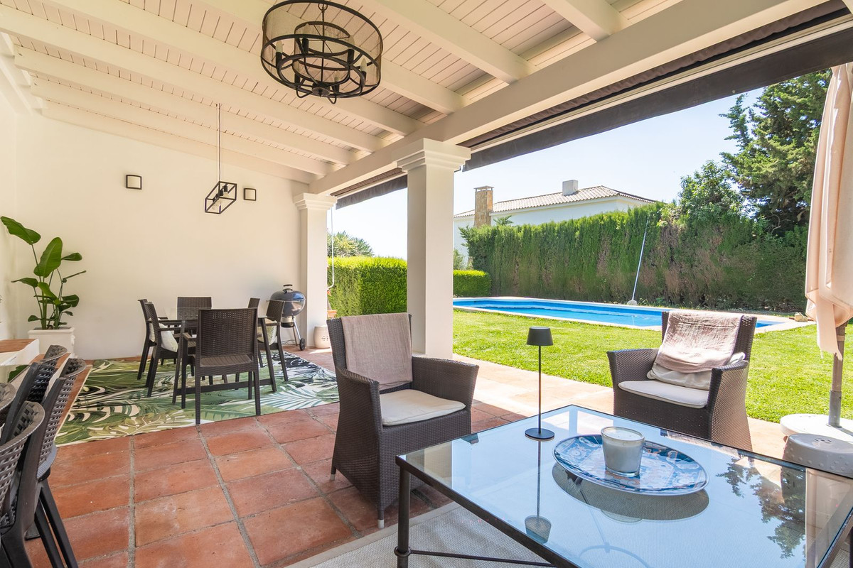 3 Bed Townhouse for sale in Estepona Costa Del Sol, Málaga, Spain
