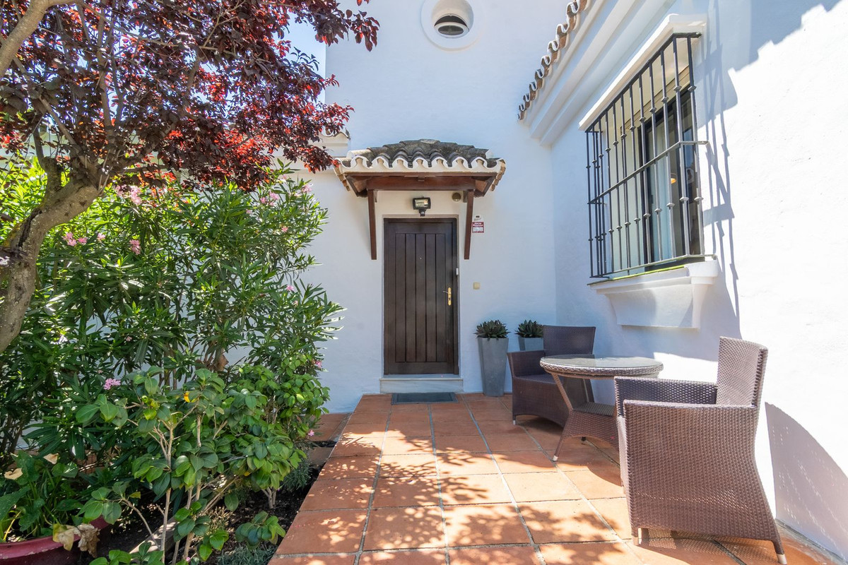 3 Bed Townhouse for sale in Estepona Costa Del Sol, Málaga, Spain