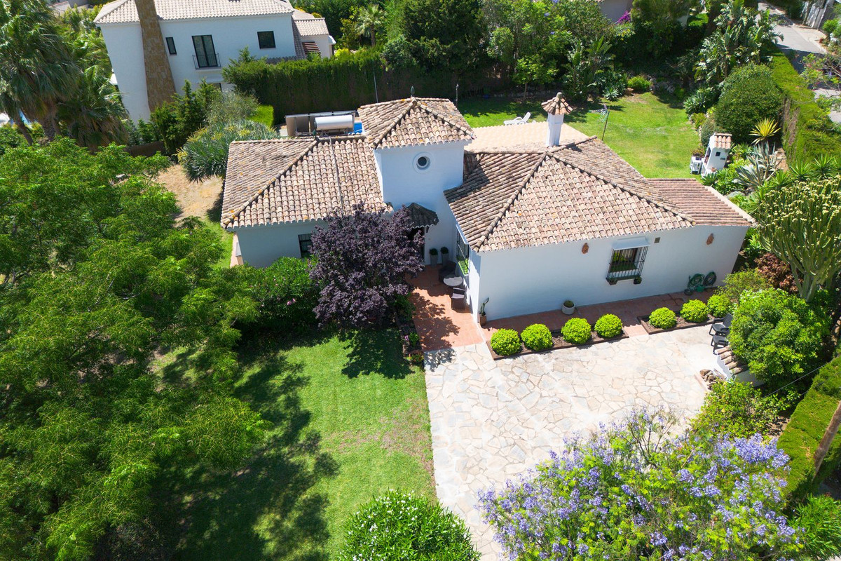 3 Bed Townhouse for sale in Estepona Costa Del Sol, Málaga, Spain