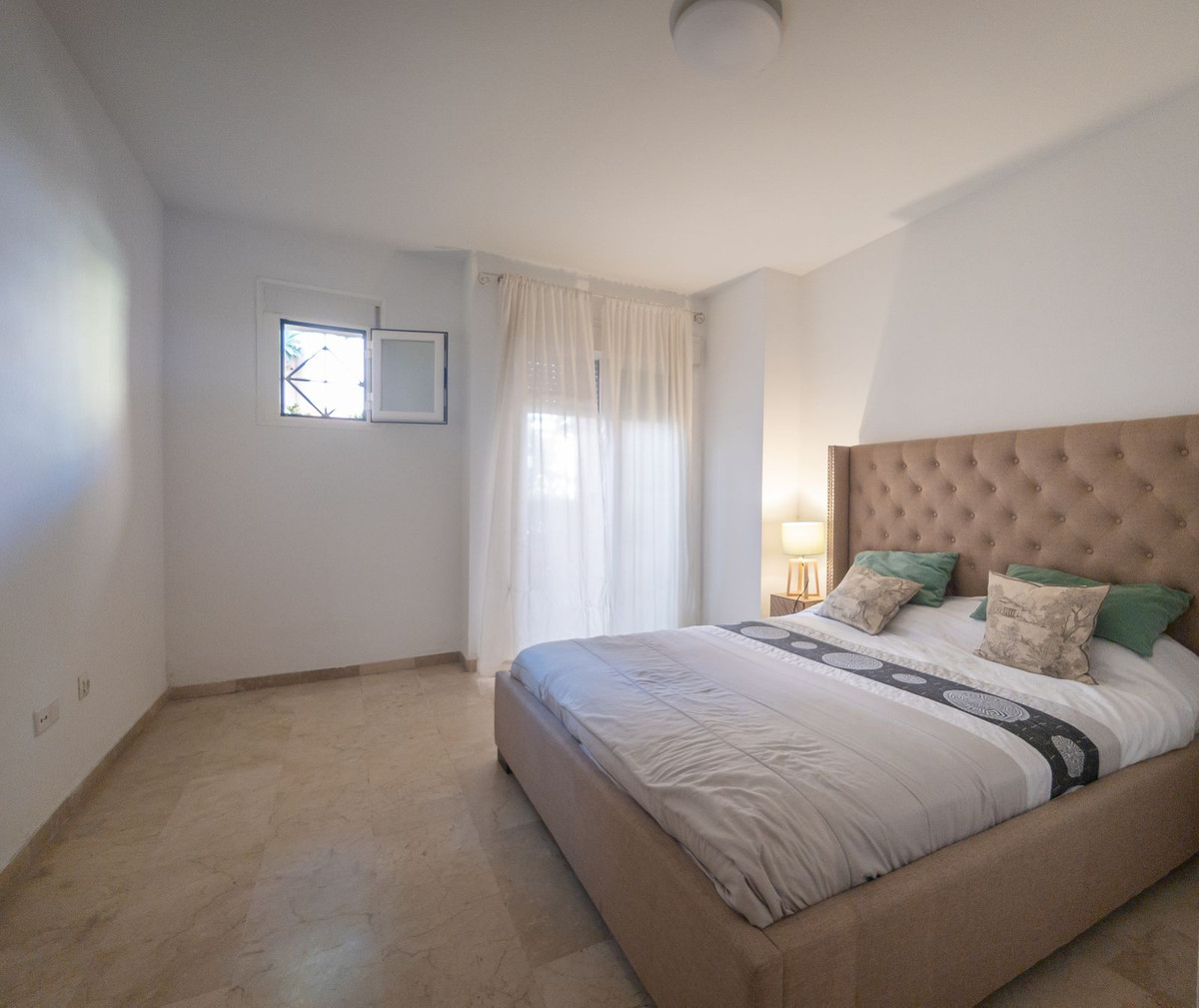 2 Bed Apartment for sale in Guadalmina Alta Costa Del Sol, Málaga, Spain