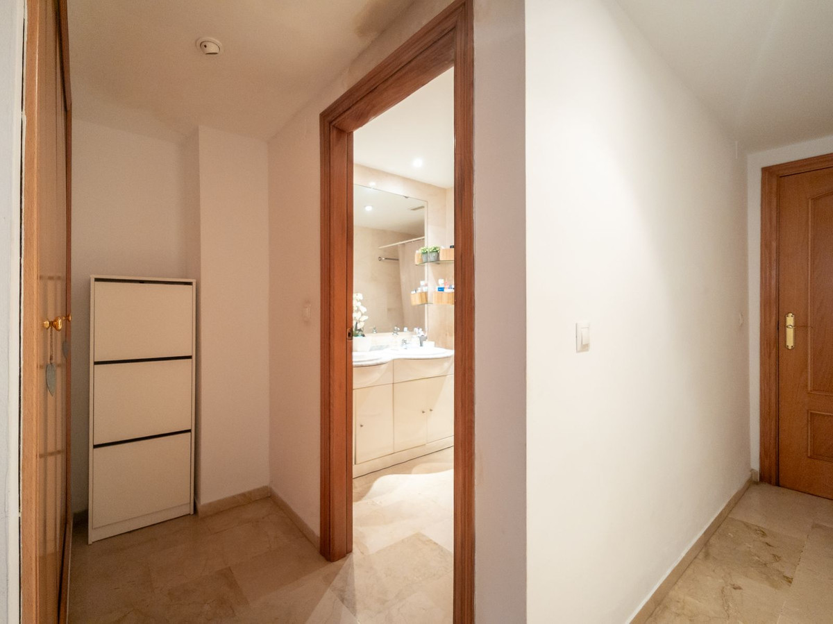 2 Bed Apartment for sale in Guadalmina Alta Costa Del Sol, Málaga, Spain