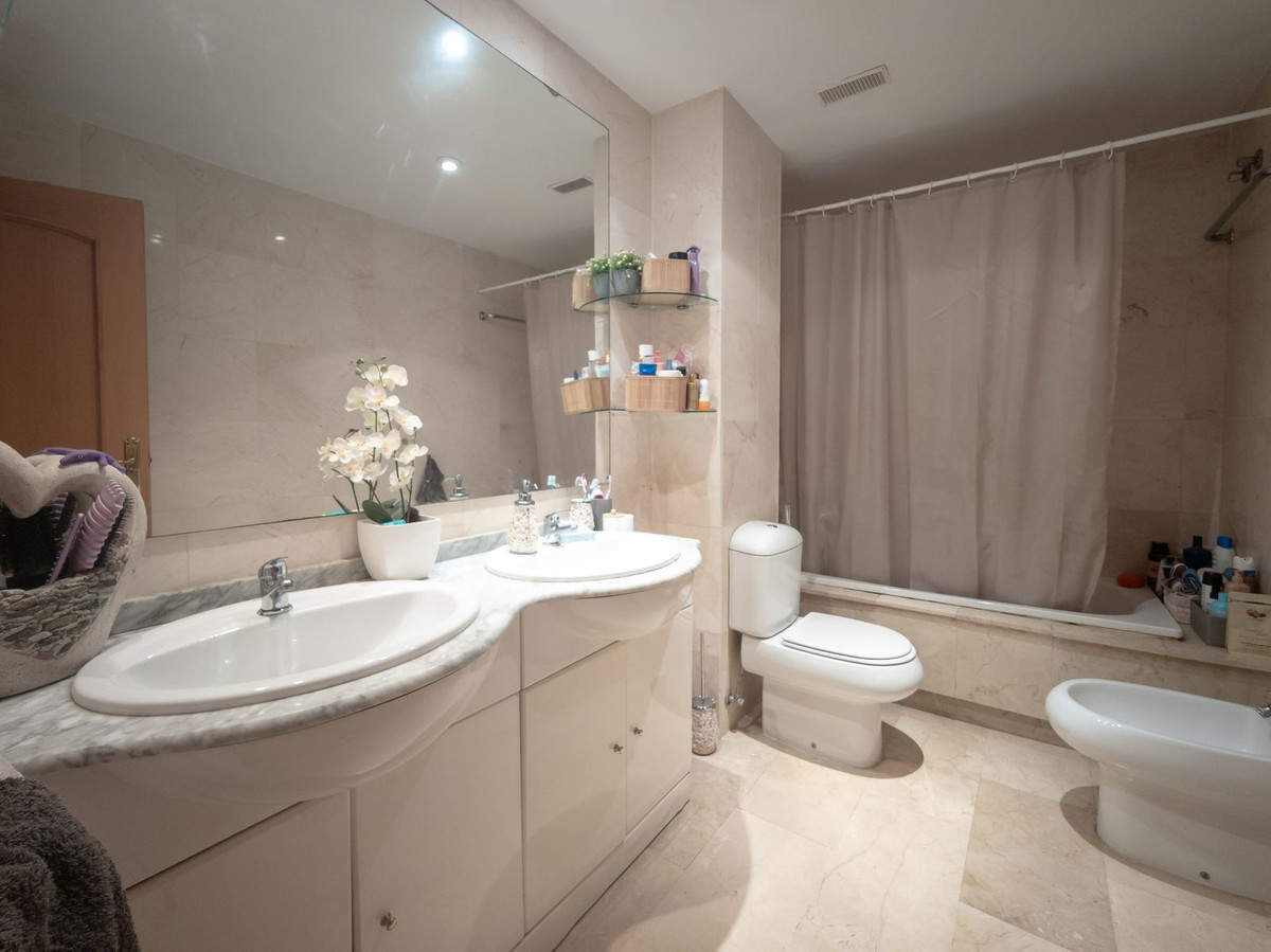 2 Bed Apartment for sale in Guadalmina Alta Costa Del Sol, Málaga, Spain