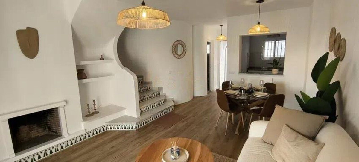 2 Bed Townhouse for sale in Riviera Del Sol Costa Del Sol, Málaga, Spain