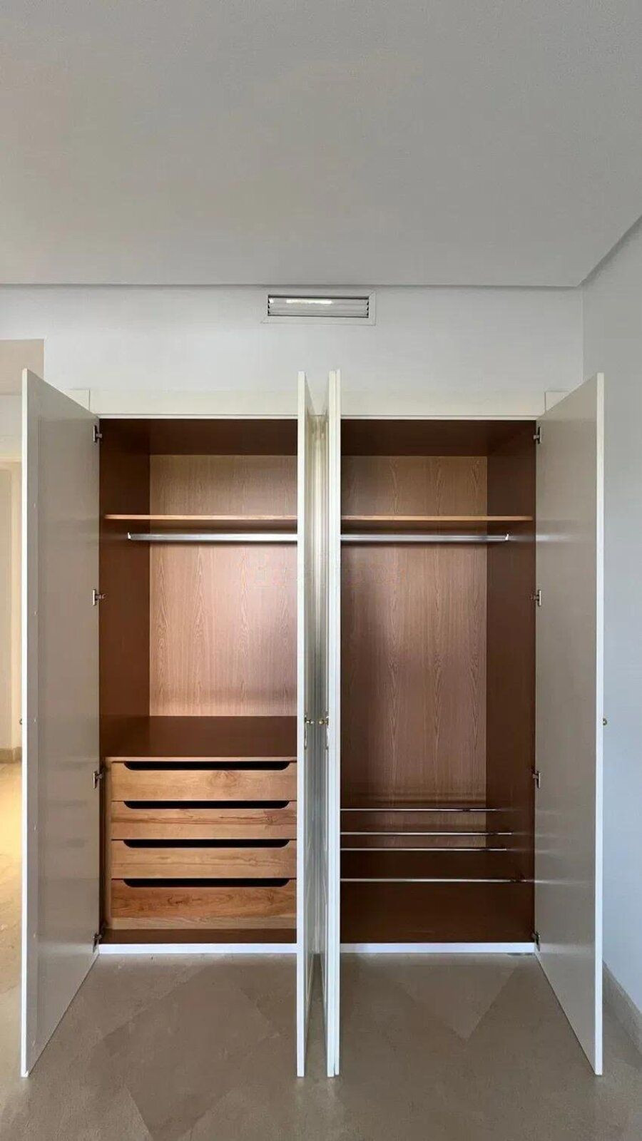 2 Bed Apartment for sale in Nueva Andalucía Costa Del Sol, Málaga, Spain
