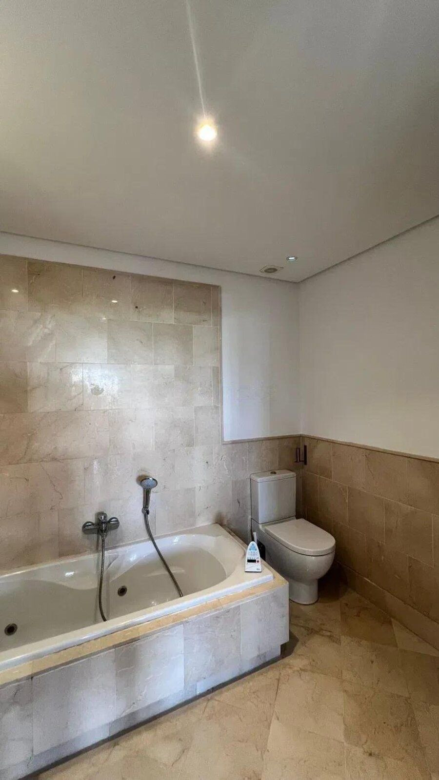 2 Bed Apartment for sale in Nueva Andalucía Costa Del Sol, Málaga, Spain