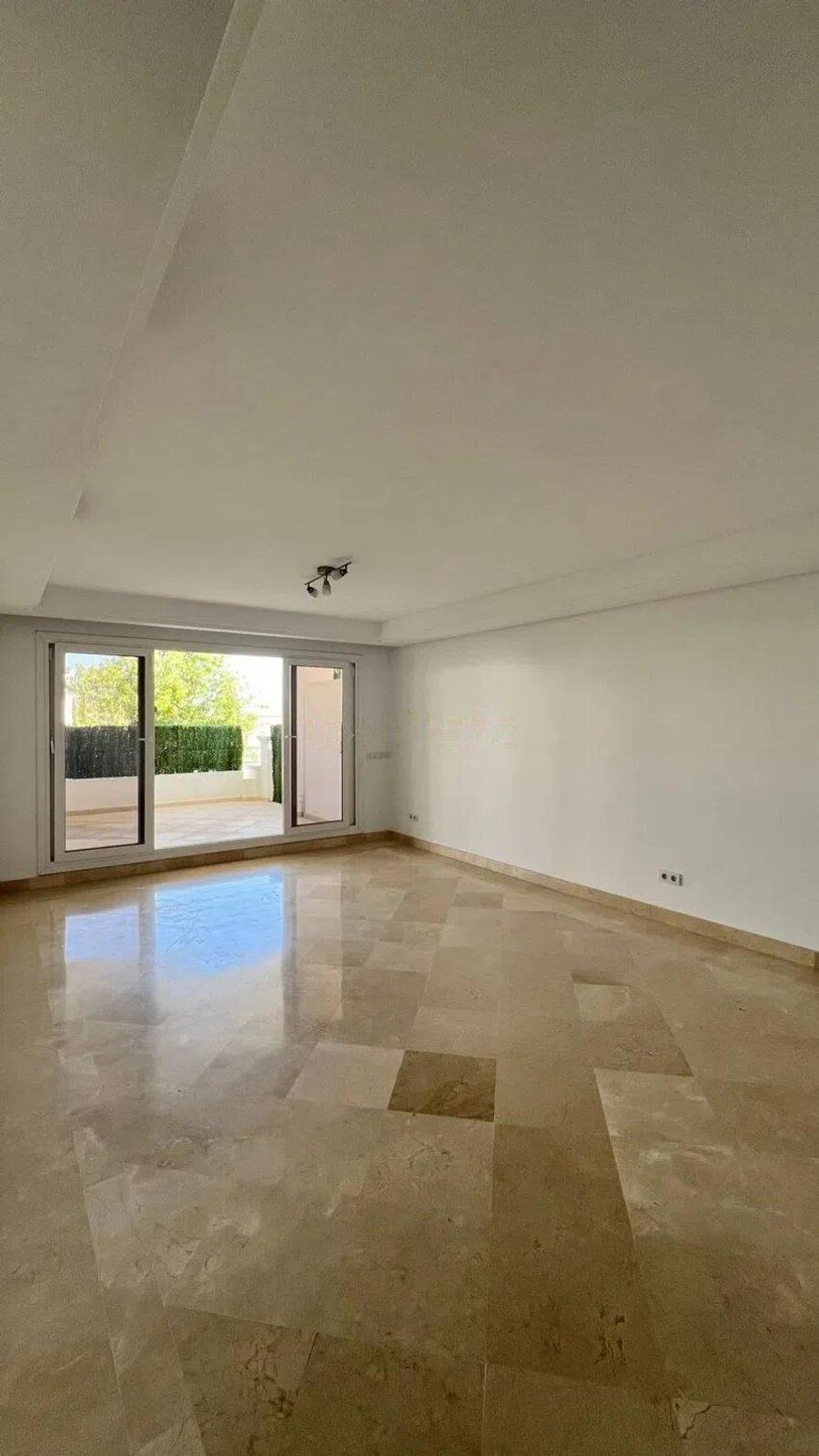 2 Bed Apartment for sale in Nueva Andalucía Costa Del Sol, Málaga, Spain