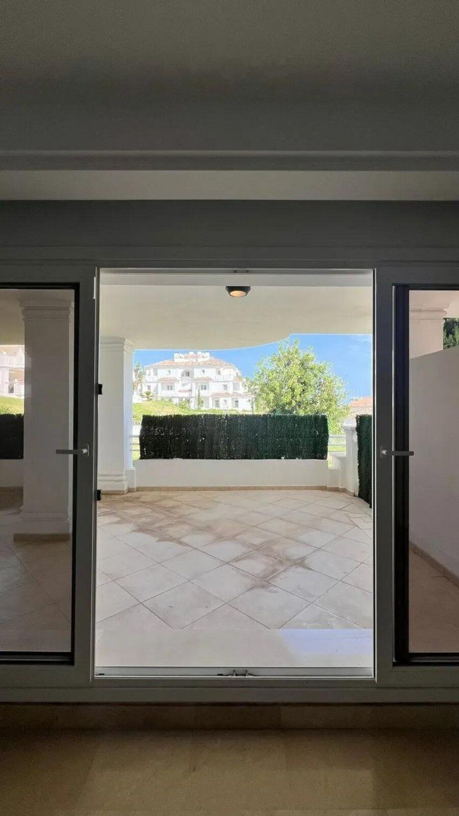 2 Bed Apartment for sale in Nueva Andalucía Costa Del Sol, Málaga, Spain