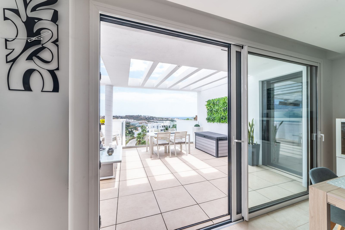 3 Bed Apartment for sale in La Cala De Mijas Costa Del Sol, Málaga, Spain
