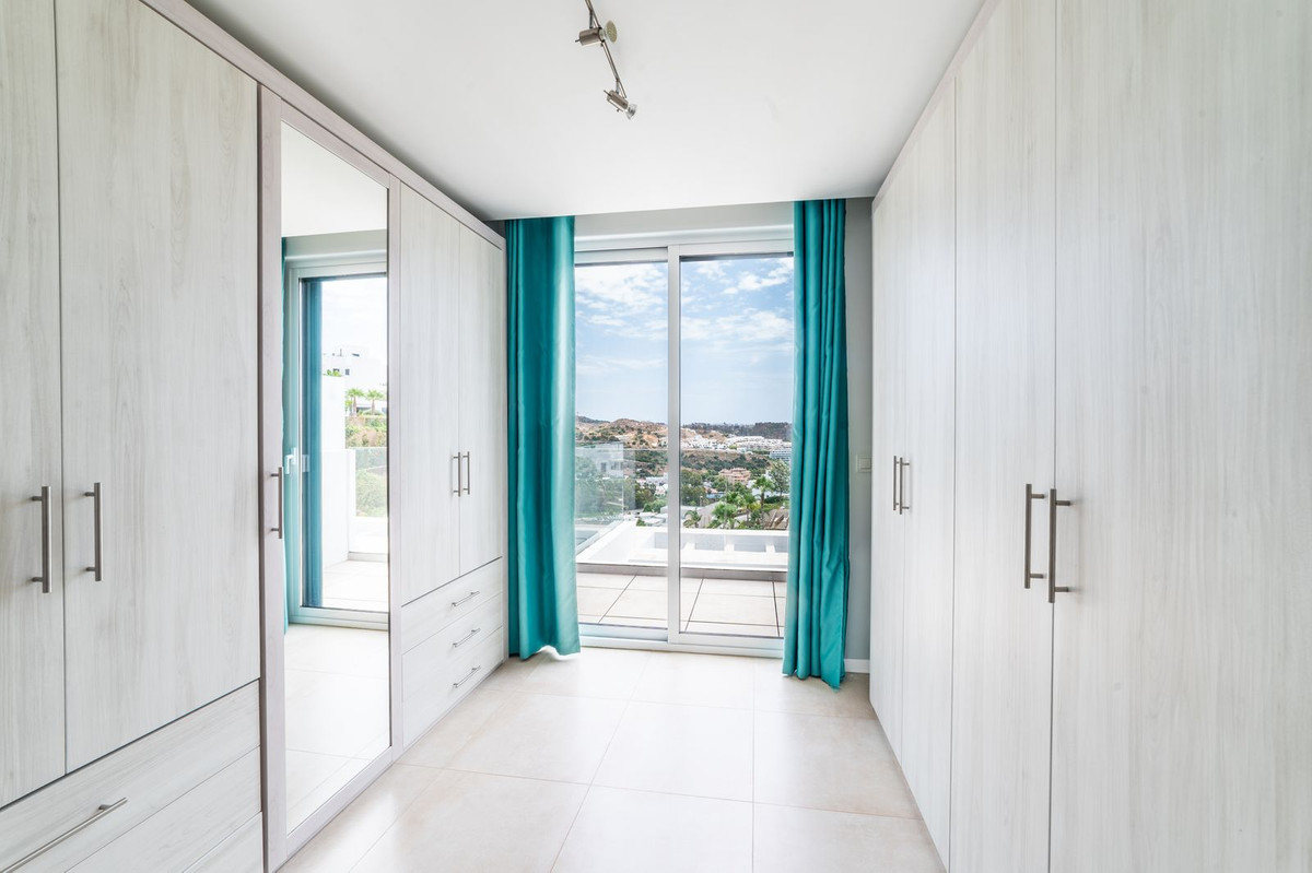 3 Bed Apartment for sale in La Cala De Mijas Costa Del Sol, Málaga, Spain