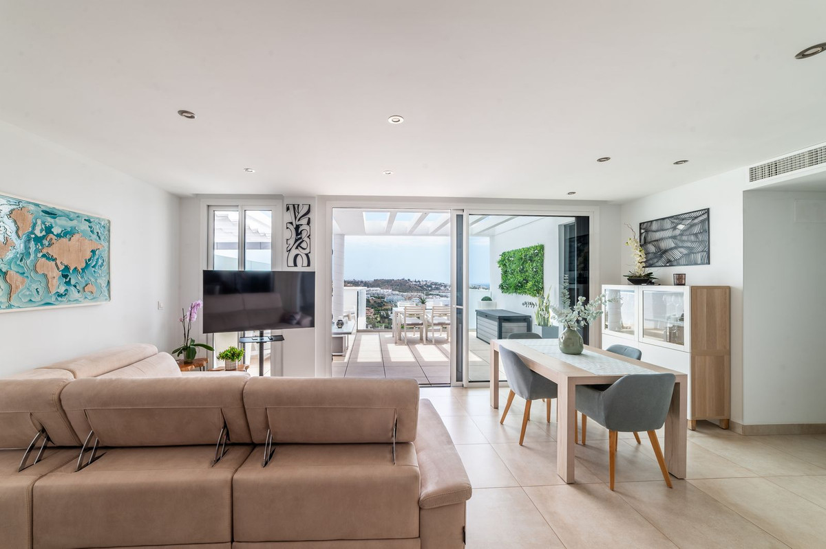 3 Bed Apartment for sale in La Cala De Mijas Costa Del Sol, Málaga, Spain