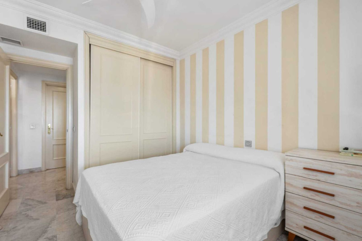 2 Bed Apartment for sale in Puerto Banús Costa Del Sol, Málaga, Spain