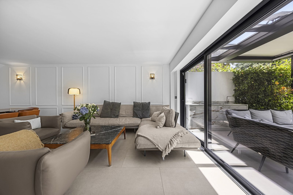 3 Bed Townhouse for sale in Nueva Andalucía Costa Del Sol, Málaga, Spain