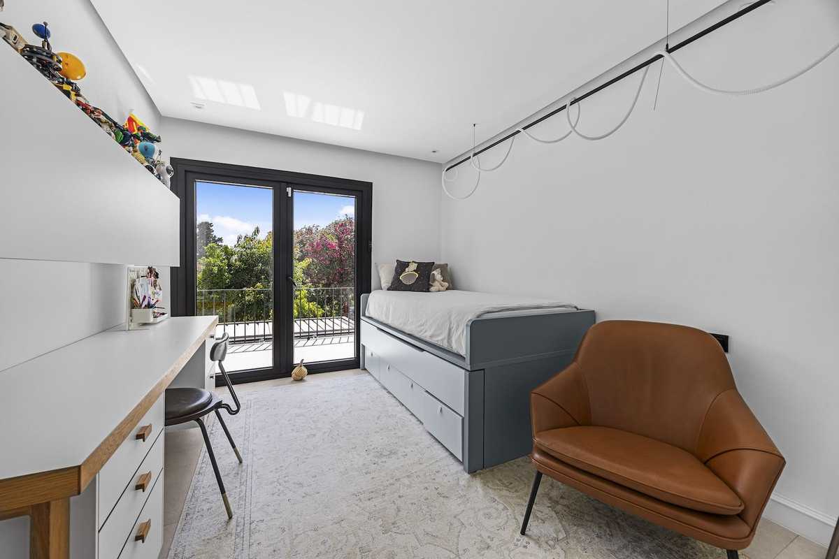3 Bed Townhouse for sale in Nueva Andalucía Costa Del Sol, Málaga, Spain