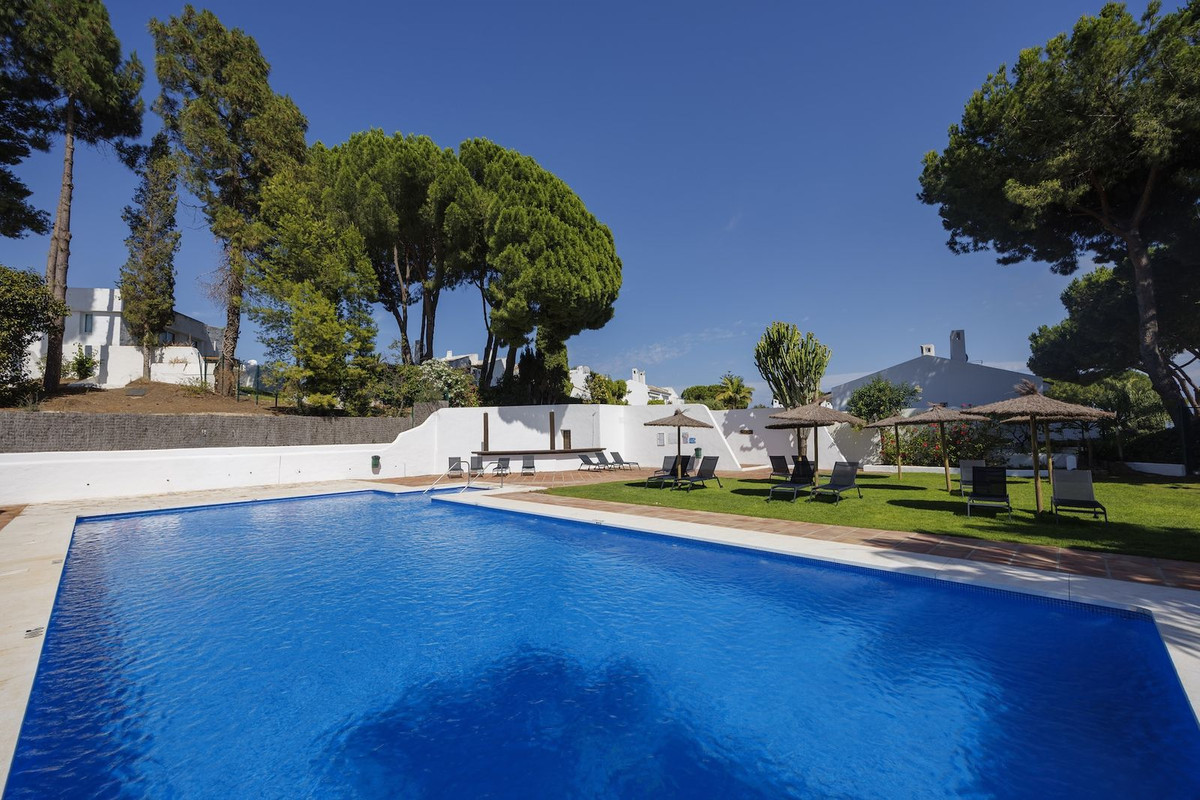3 Bed Townhouse for sale in Nueva Andalucía Costa Del Sol, Málaga, Spain