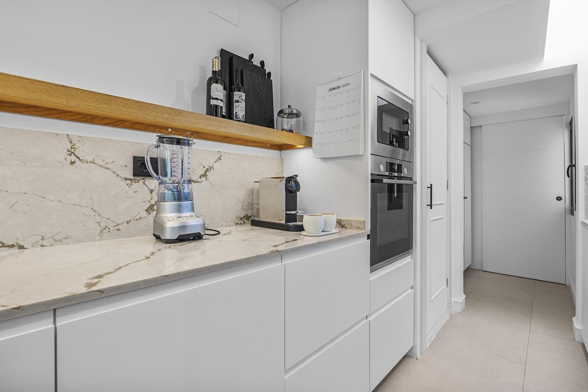 3 Bed Townhouse for sale in Nueva Andalucía Costa Del Sol, Málaga, Spain