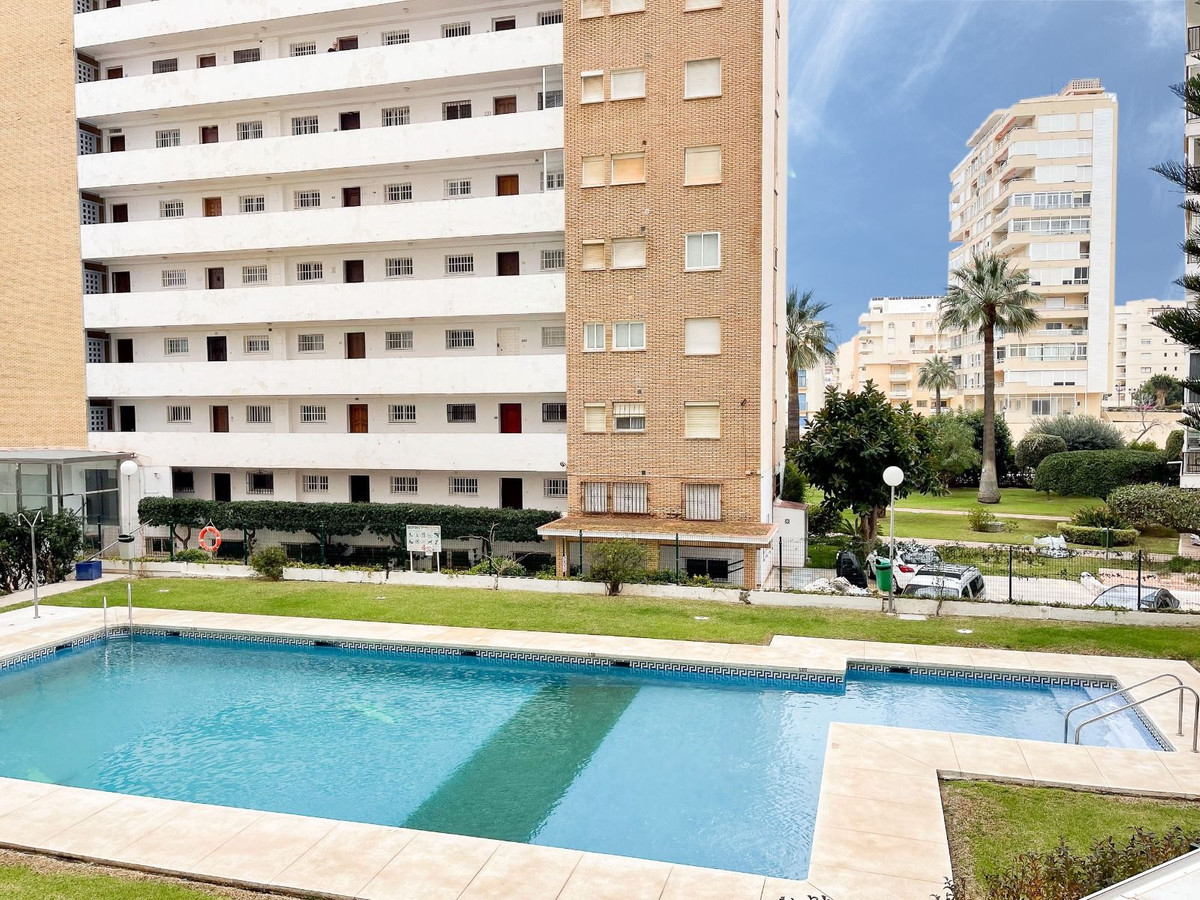 1 Bed Apartment for sale in Fuengirola Costa Del Sol, Málaga, Spain