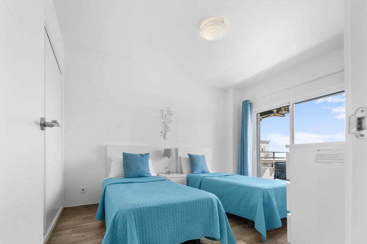 1 Bed Apartment for sale in Fuengirola Costa Del Sol, Málaga, Spain