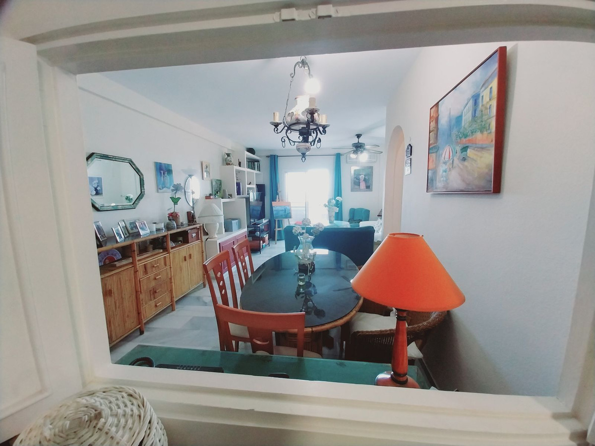 Se vende Apartamento en Planta Última de 2 dormitorios en Costa Del Sol, Málaga, España