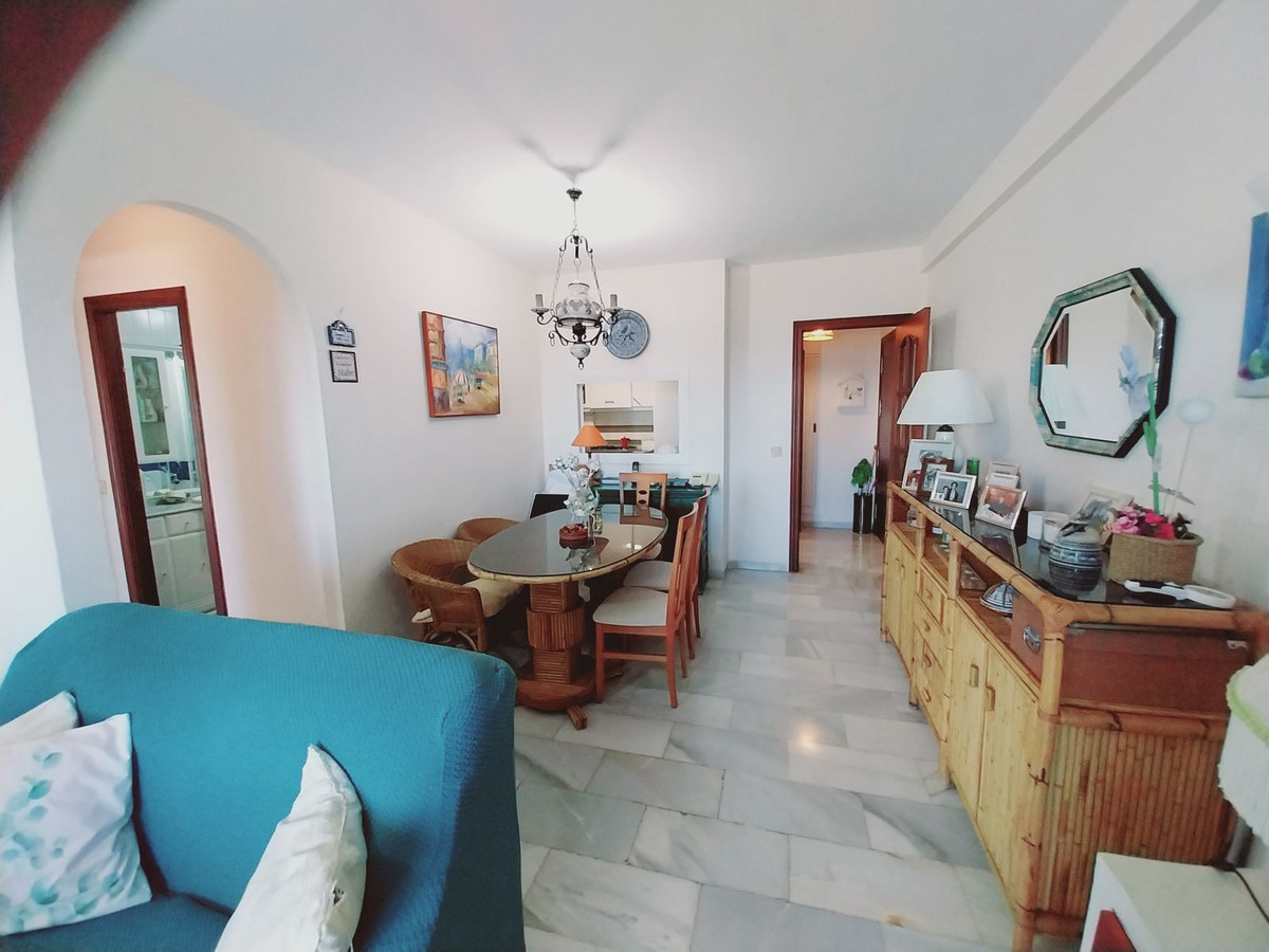 Se vende Apartamento en Planta Última de 2 dormitorios en Costa Del Sol, Málaga, España