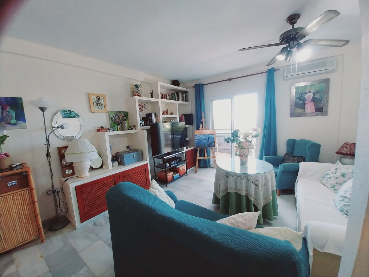 Se vende Apartamento en Planta Última de 2 dormitorios en Costa Del Sol, Málaga, España