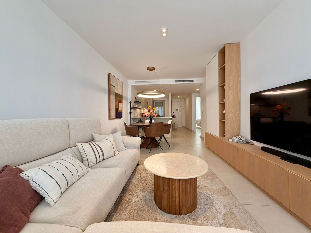 2 Bed Apartment for sale in Elviria Costa Del Sol, Málaga, Spain