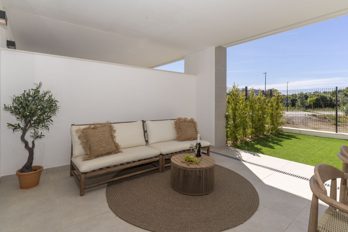 3 Bed Apartment for sale in Estepona Costa Del Sol, Málaga, Spain