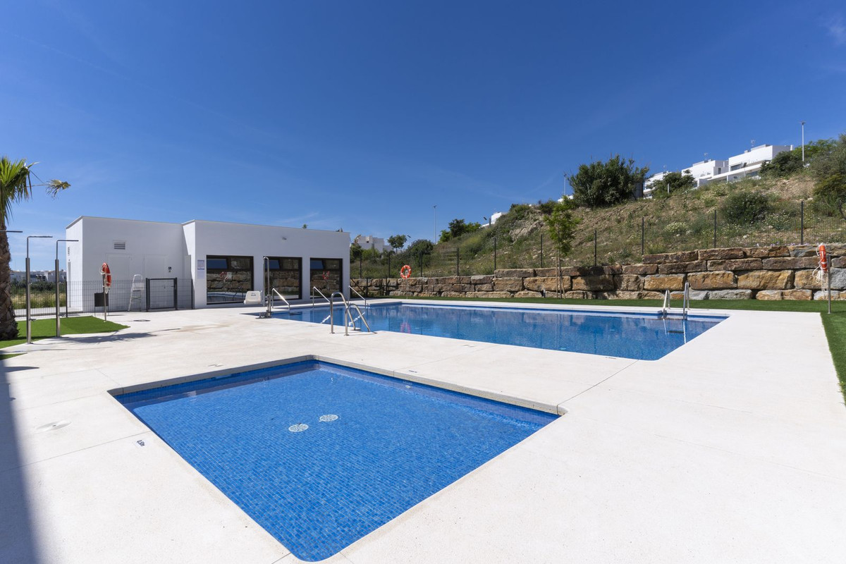 3 Bed Apartment for sale in Estepona Costa Del Sol, Málaga, Spain