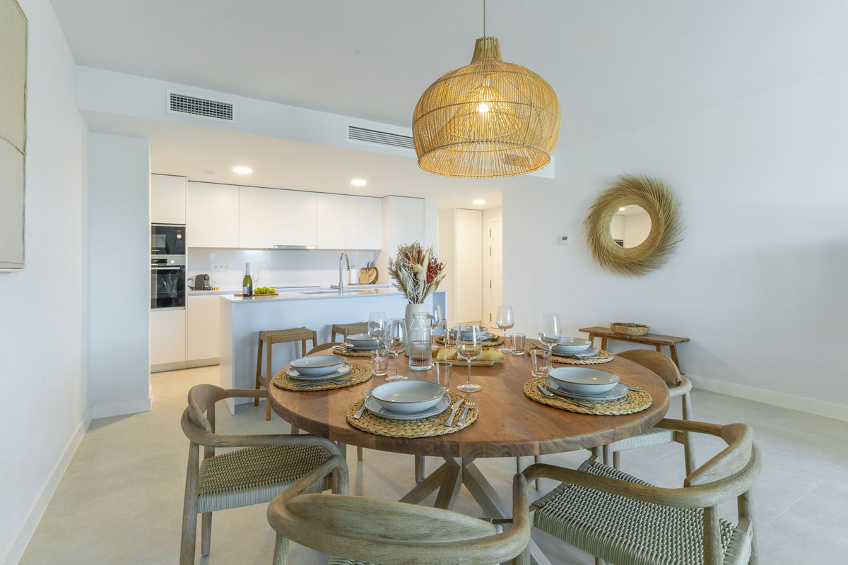 3 Bed Apartment for sale in Estepona Costa Del Sol, Málaga, Spain
