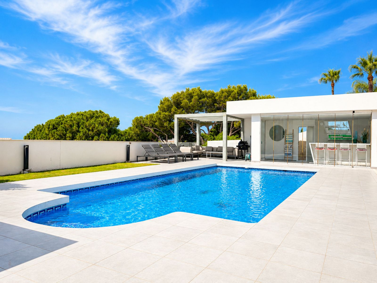 4 Bed Townhouse for sale in La Cala De Mijas Costa Del Sol, Málaga, Spain