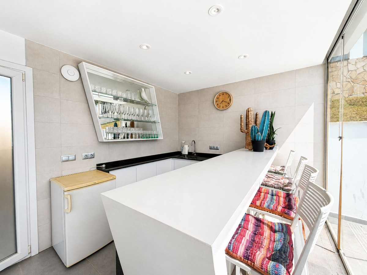 4 Bed Townhouse for sale in La Cala De Mijas Costa Del Sol, Málaga, Spain