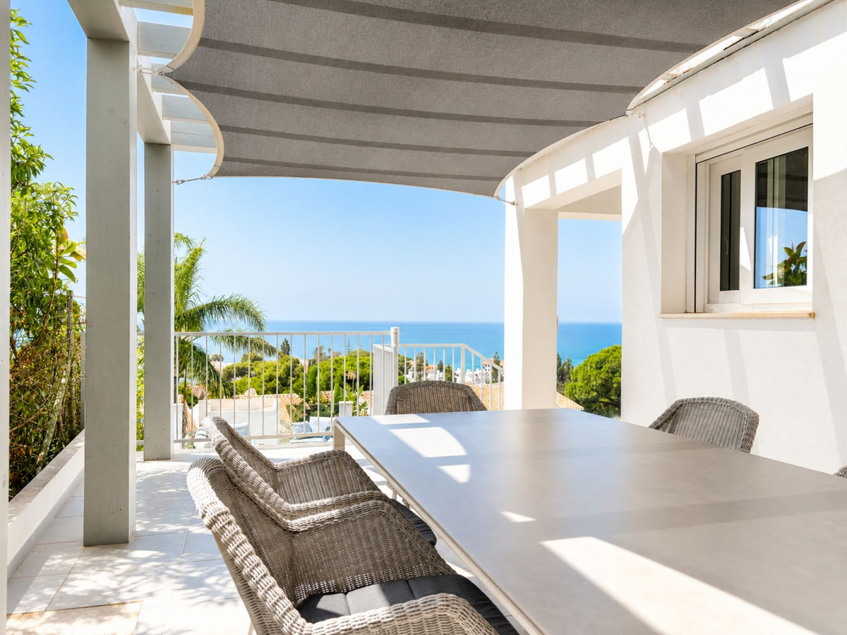4 Bed Townhouse for sale in La Cala De Mijas Costa Del Sol, Málaga, Spain