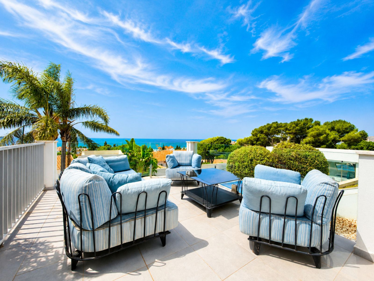4 Bed Townhouse for sale in La Cala De Mijas Costa Del Sol, Málaga, Spain